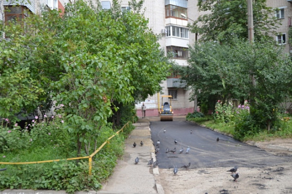 В Иванове заасфальтировали 17 придомовых территорий